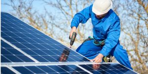 Installation Maintenance Panneaux Solaires Photovoltaïques à Yffiniac